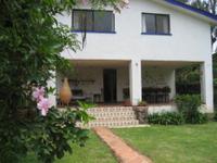 CASA MEDIA LUNA